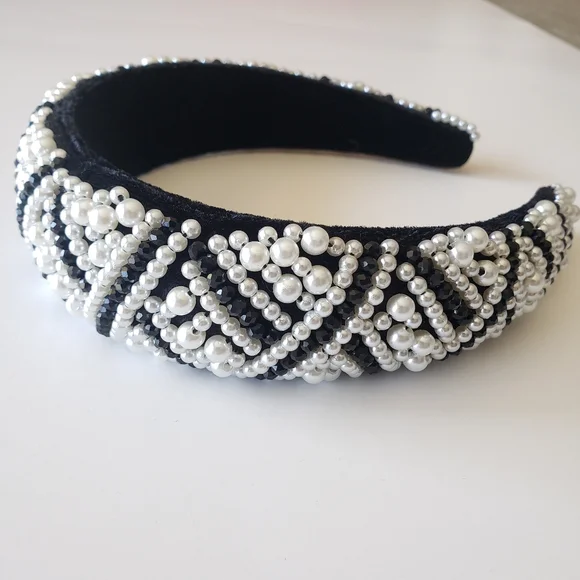 Luxury Faux Pearl and Black Beaded  Female Baroque Sponge Headband - Picture 3 of 6